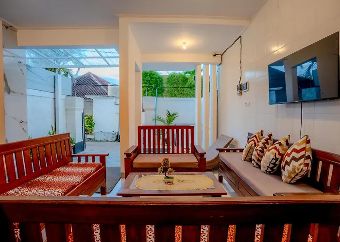 Cening Private 3br Pool アパート スミニャック