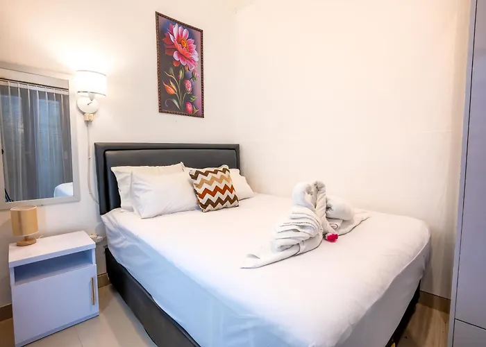 Cening Private 3br Pool スミニャック