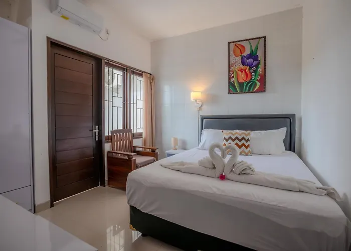Cening Private 3br Pool * スミニャック